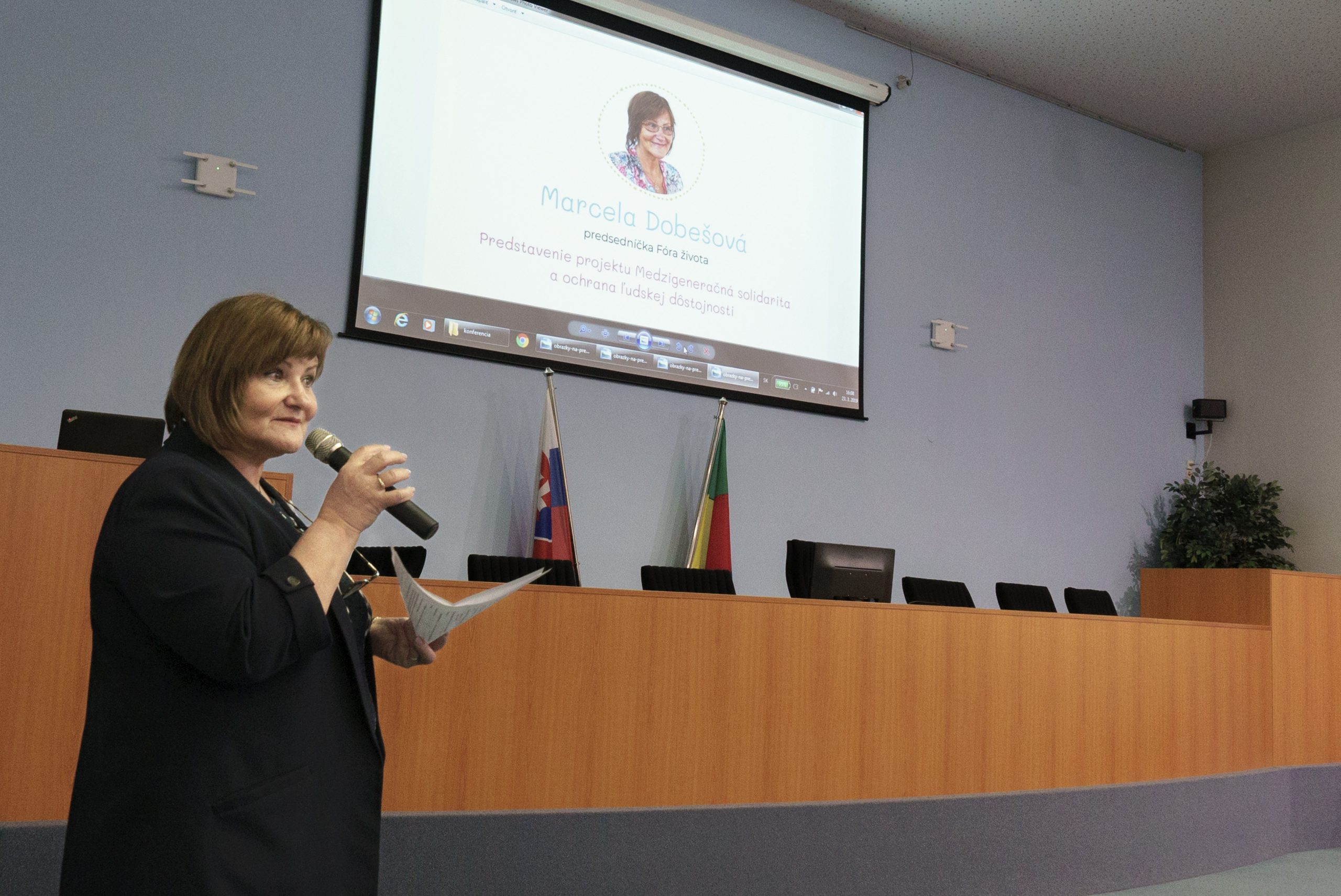 MEDZIGENERACNA01DSC03789